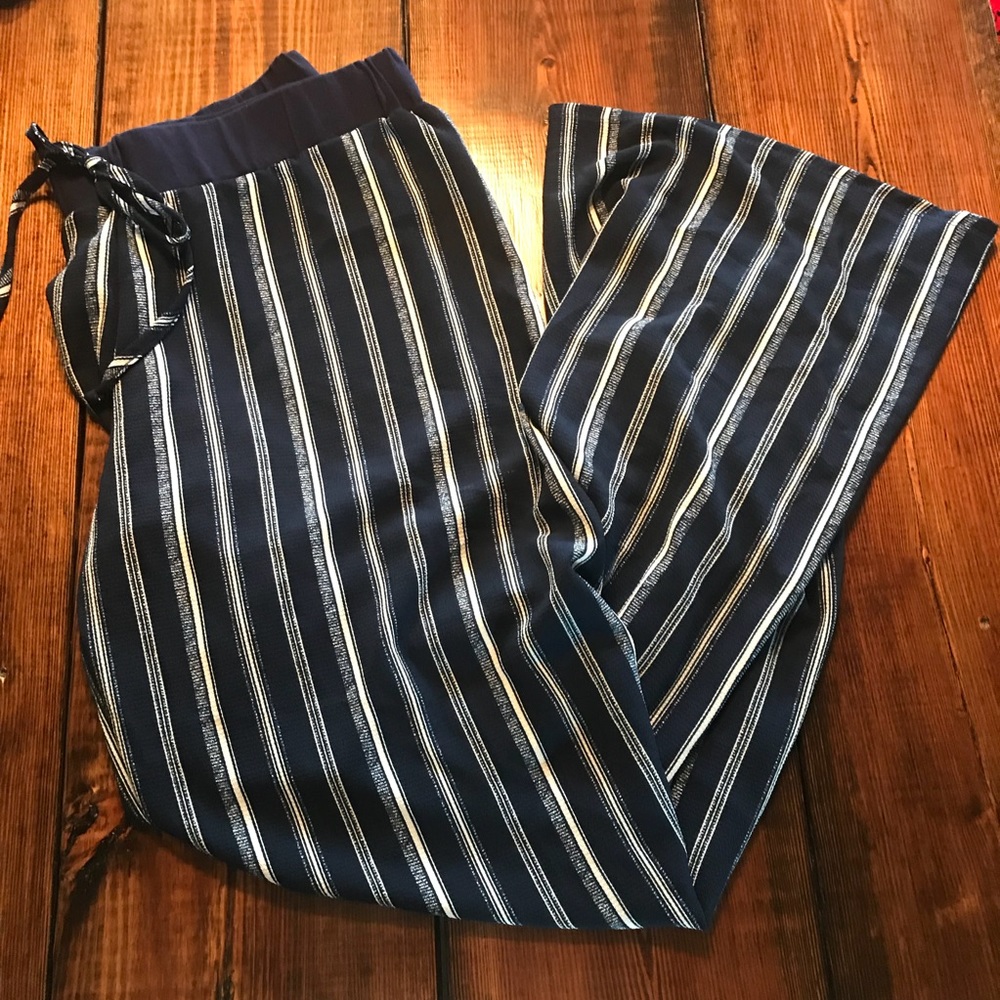 Palazzo Pant • Navy Striped